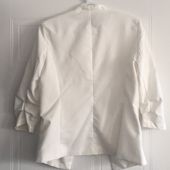 White Blazer M - Picture 2 of 3